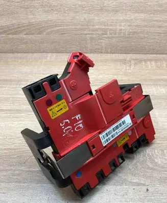 BMW 5 F10 F11 Battery relay fuse 9240490 924049002