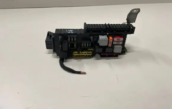 Mercedes-Benz C W204 Fuse box set 1670658