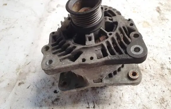 Audi A4 S4 B5 8D Generator/alternator 2541815a A13vi124