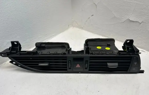 Audi A6 S6 C7 4G Dash center air vent grill 4G2820951 609WV65