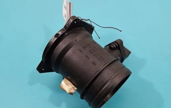 Audi A4 S4 B5 8D Mass air flow meter 0280218013 IMPRK1380360