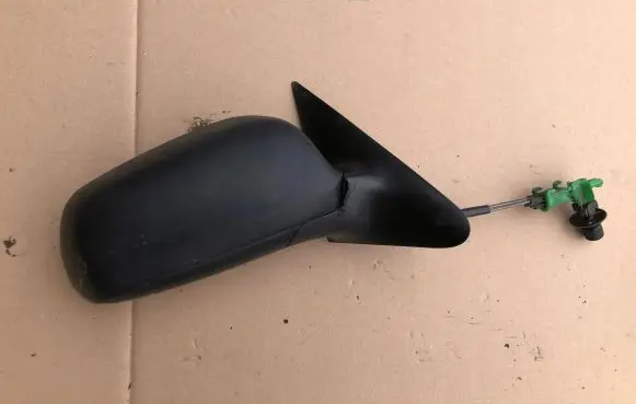 Skoda Octavia Mk1 (1U) Manual wing mirror 