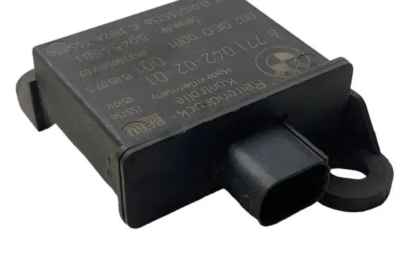 BMW 5 F10 F11 Tire pressure sensor 6771042 053300101202