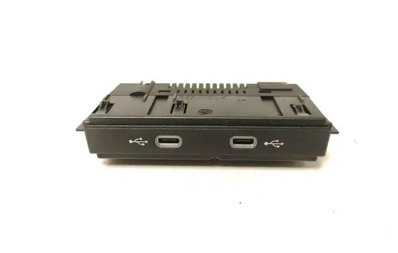 Volkswagen Golf VIII USB socket connector 5NA035700