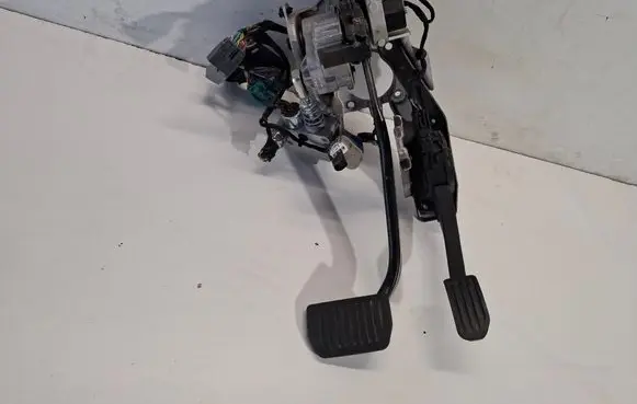 Volvo V60 Pedal assembly 31317447 31329062 31334489