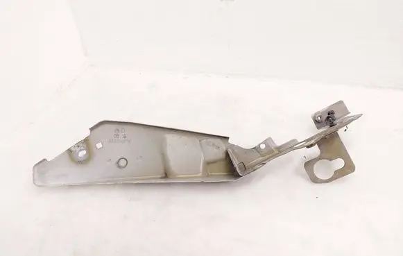 Citroen C4 Grand Picasso Fender mounting bracket 9801669280 016690F05