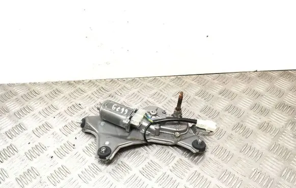 Toyota Prius (XW20) Rear window wiper motor 8513047010 2596000351