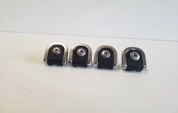 Land Rover Evoque II Tie down hook / loop 
