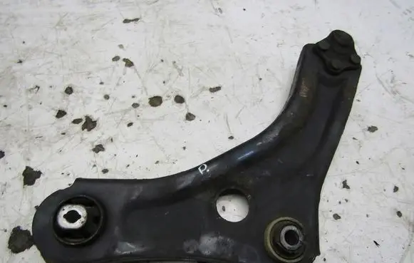 Renault Megane IV Front control arm 1111