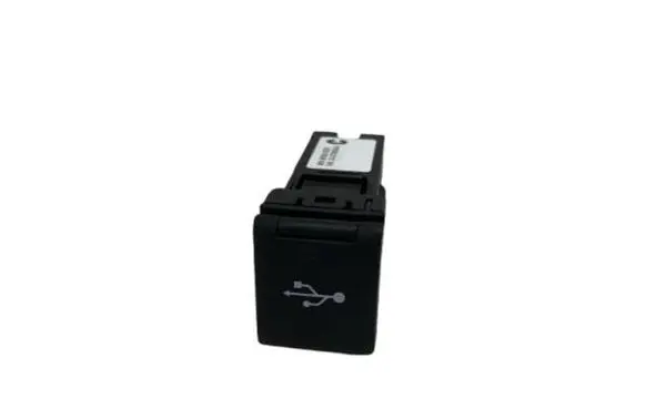 Toyota RAV 4 (XA50) USB socket connector 