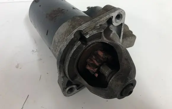 BMW 5 E39 Starter motor