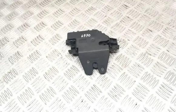 BMW 3 E46 Tailgate/trunk/boot lock/catch/latch 8196401
