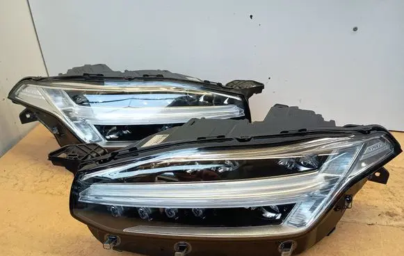 Volvo XC90 Headlights/headlamps set 32228296