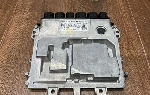 Mercedes-Benz E W213 Engine control unit/module A6549003200
