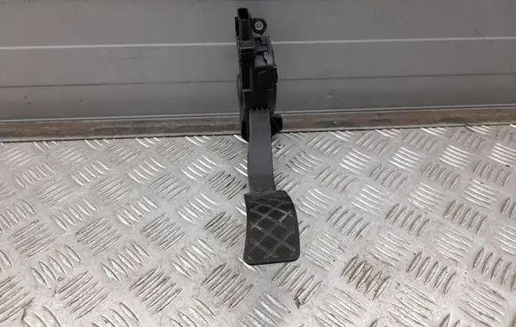 Audi Q5 SQ5 Accelerator throttle pedal 8K1723523A