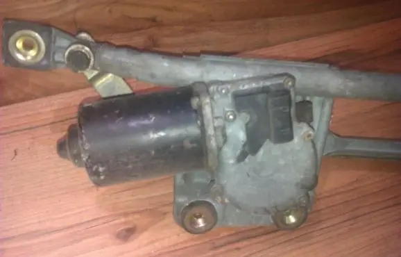 Ford Mondeo MK I Wiper motor 93bb17b571cc