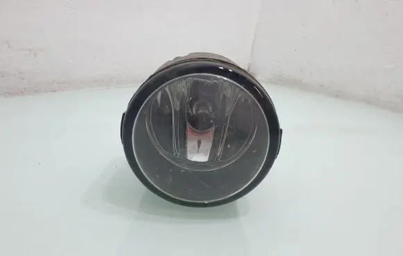Nissan Note (E11) Front fog light 261508990B