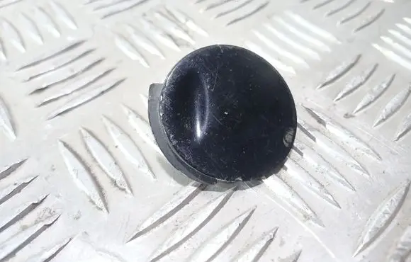 Front tow hook cap/cover