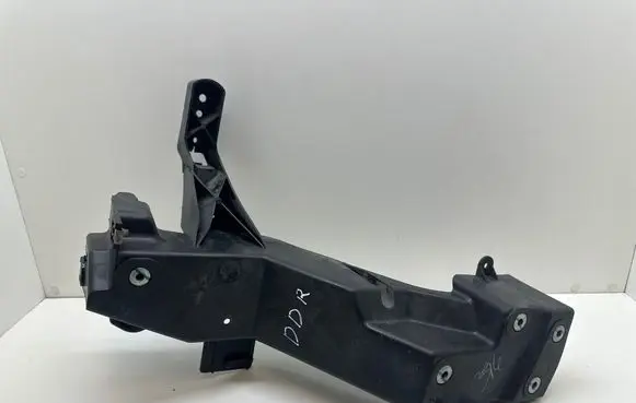 Dodge Durango III Headlight/headlamp mounting bracket M144026