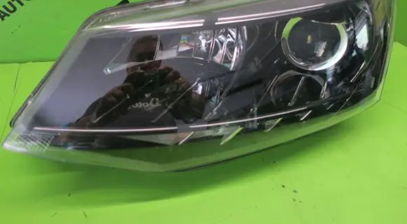 Skoda Fabia Mk3 (NJ) Headlight/headlamp