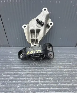 Renault Clio V Engine mount vacuum valve 112323904R
