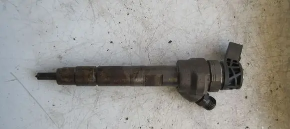 BMW 5 F10 F11 Fuel injector 7810702