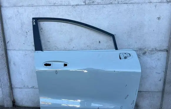 Ford Puma Front door