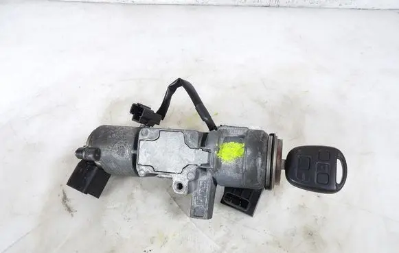 Toyota Avensis Verso Ignition lock