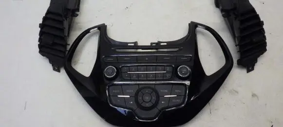 Ford Ka Head unit multimedia control 