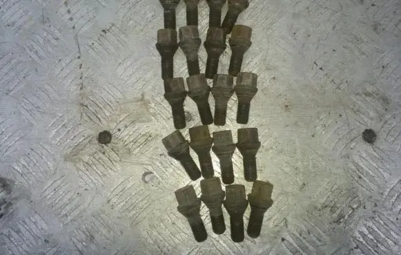 Opel Zafira A Nuts/bolts 