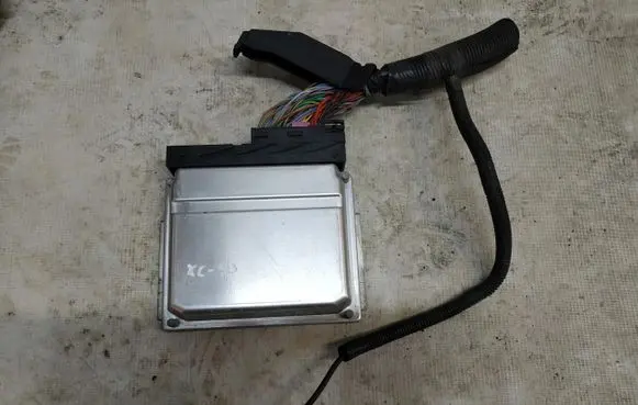Volvo XC90 Engine control unit/module ECU 30637733