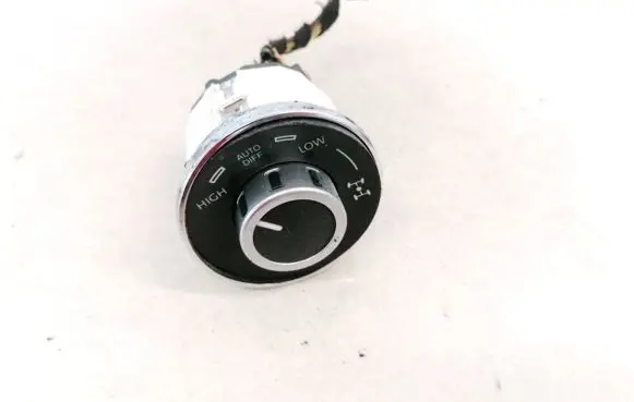 Volkswagen Touareg I Suspension ride height/mode switch 7L6941435N 32210101