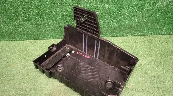 Citroen C3 Battery box tray 9823533180