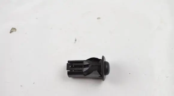 Chrysler Sebring (JS) Tailgate opening switch 04760847AC 77311