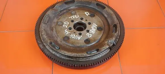 Audi A4 S4 B7 8E 8H Dual mass flywheel 06D105317A 16MB8