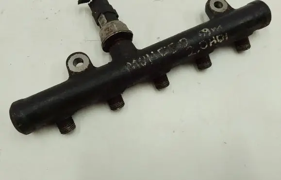 Ford Mondeo MK IV Fuel main line pipe
