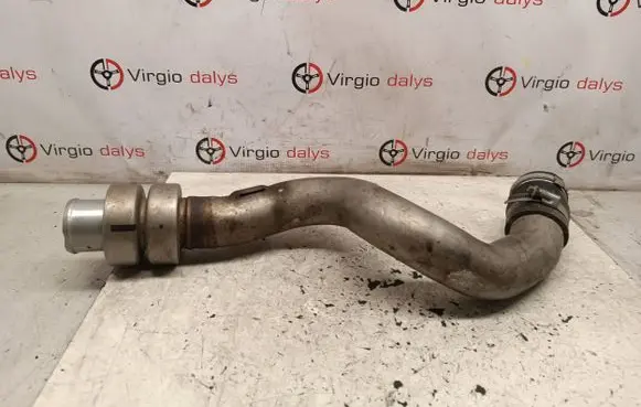 Land Rover Discovery 3 - LR3 Intercooler hose/pipe