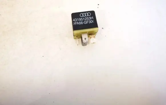 Audi A4 S4 B5 8D Other relay 431951253h