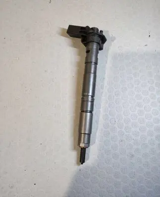 Audi A4 S4 B8 8K Fuel injector 0986435 3601572 220813