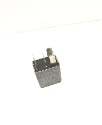 Audi A6 S6 C6 4F Other relay