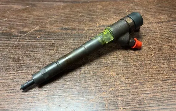 Iveco Daily 3rd gen Fuel injector 0445110273 504088755