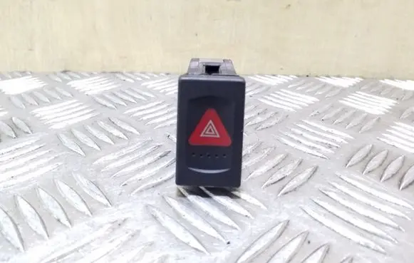 Volkswagen PASSAT B5.5 Hazard light switch 3B0953235D