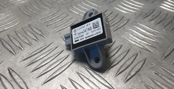 Chrysler Grand Voyager V Airbag deployment crash/impact sensor A2048210651 56054047AB