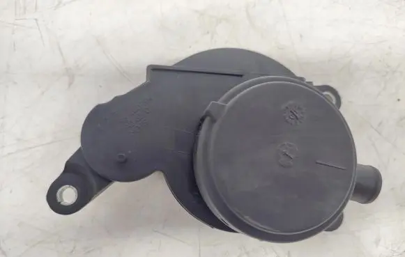 Chevrolet Cruze Breather valve 96440314