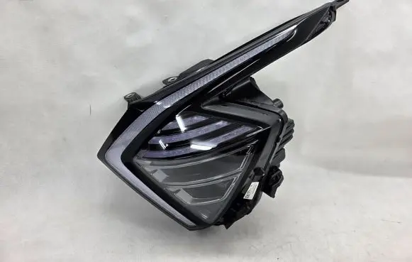 KIA Sportage Headlight/headlamp 92101R2100