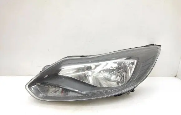 Ford Focus Headlight/headlamp BM5113W030CF