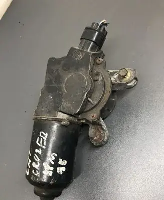 Toyota Land Cruiser (HDJ90) Wiper motor