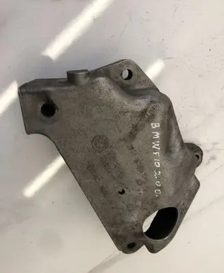 BMW 5 F10 F11 Engine mounting bracket 6781241 73681310