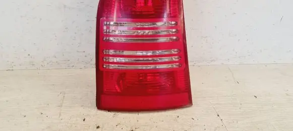 Skoda Octavia Mk1 (1U) Rear/tail lights 1U9945095 1U9945111