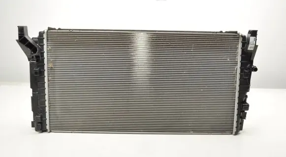 Mini Cooper Countryman F60 Coolant radiator 8645782